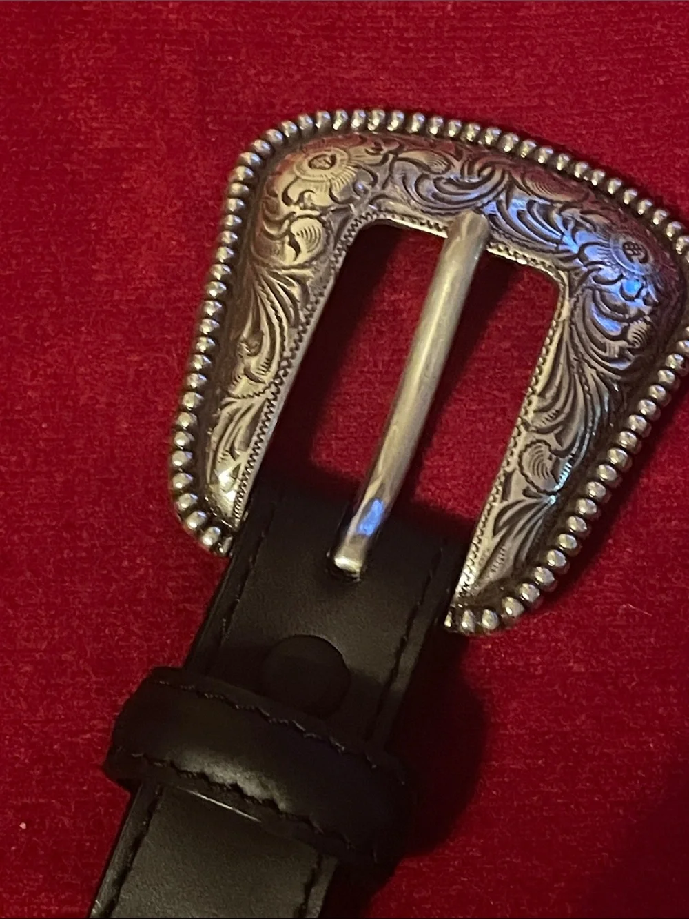 Justin Black Leather Concho Western Belt Size 34 USA Vintage 1995 927BK